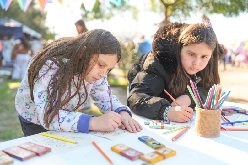 Hubo espacios a disposici&oacute;n de las infancias para pintar y dibujar.&nbsp;
