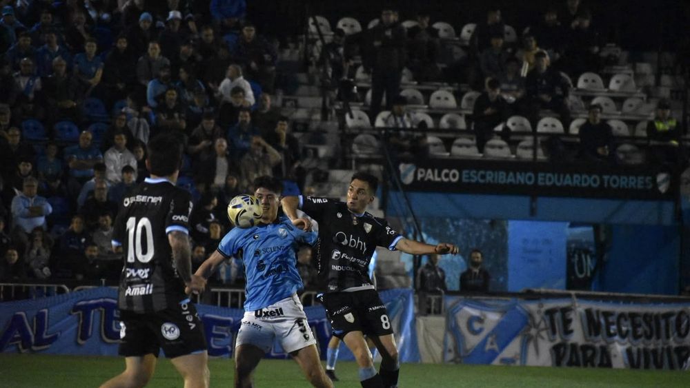 Temperley se hizo fuerte en su casa y le ganó a Atlético de Rafaela. Temperley se hizo fuerte en su casa y le ganó a Atlético de Rafaela.