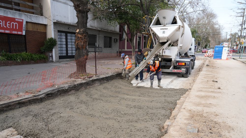 Todas las semanas hay obras de bacheo en diferentes puntos de Lomas.