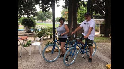 ofrecen paseos gratuitos en bicicleta por el parque de lomas ofrecen paseos gratuitos en bicicleta por el parque de lomas