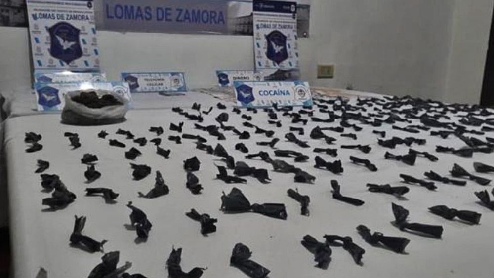 Drogas incautadas en el allanamiento. Drogas incautadas en el allanamiento.