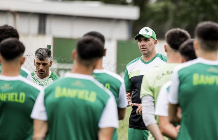 Bilos con los chicos de la Reserva.