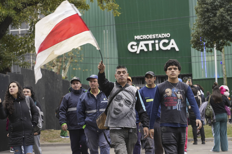 Avellaneda, llena de fan&aacute;ticos del Indio Solari.