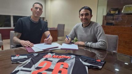 Losada ya es jugador de Lanús. Losada ya es jugador de Lanús.