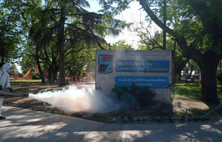 Todos los días hay fumigaciones en los barrios.