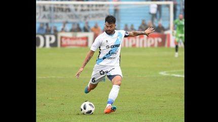 para aguirre, el plantel termino ?en deuda? con los hinchas