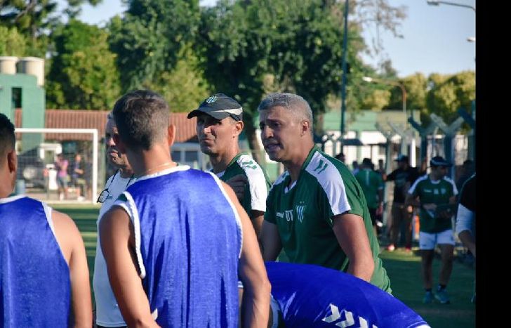 Crespo pudo ver al equipo en acción por primera vez.