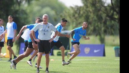 Alfaro mete cuatro cambios en el equipo para visitar Cochabamba.