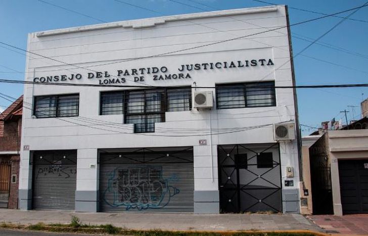 ?Hay compañeros que nos dejaron marca en Lomas de Zamora?.