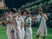 Luego de vencer a Sarmiento, Banfield va por otra victoria en el torneo.