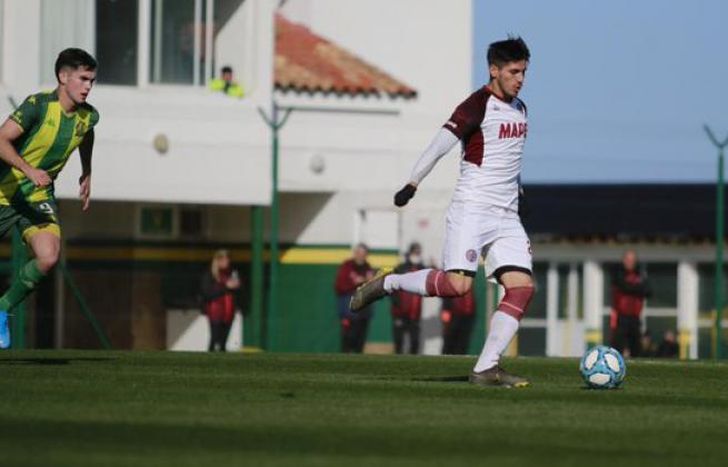 El Granate se acercó a Colón.