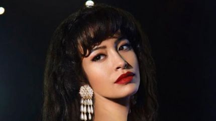 Christian Serratos en la piel de Selena.