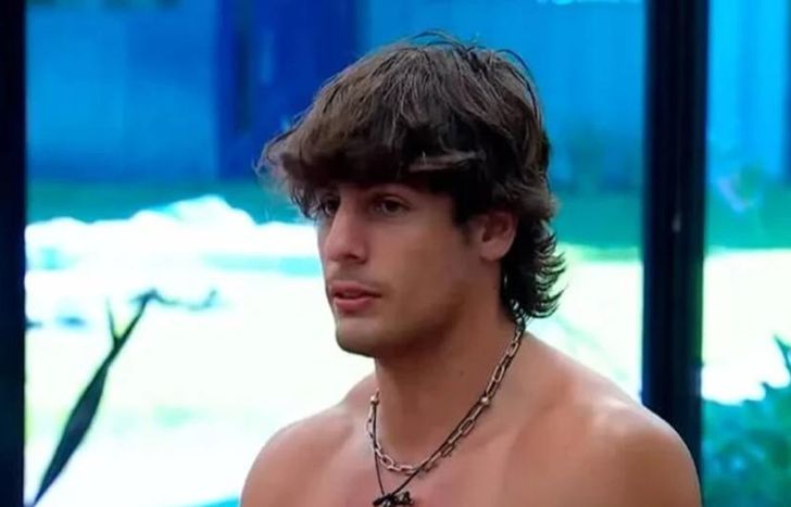 Renato tuvo una charla con Chiara Mancuso que roza el incumplimiento del reglamento.