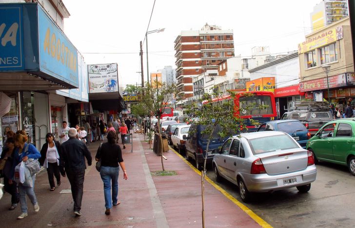 Podrán dejar los vehículos en calles céntricas de Lomas de Zamora sin inconvenientes.