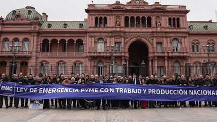 Protesta de las pymes en Casa Rosada contra el Gobierno de Javier Milei.