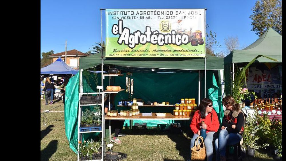 Continúa la Fiesta Regional de la Miel, en San Vicente