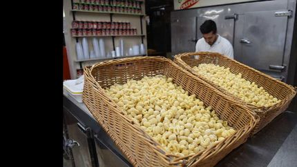 pese a la crisis, el consumo de pastas se sostiene como tradicion y alternativa economica