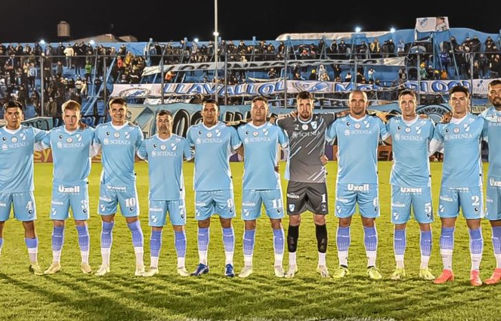 De los 11 titulares, cinco está al límite de amarillas.