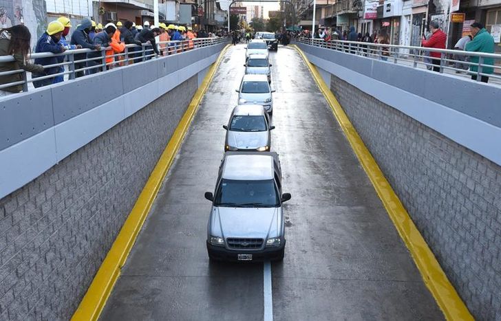Quedó habilitado el paso bajo nivel de Loria-Ayacucho, en el centro de Lomas.
