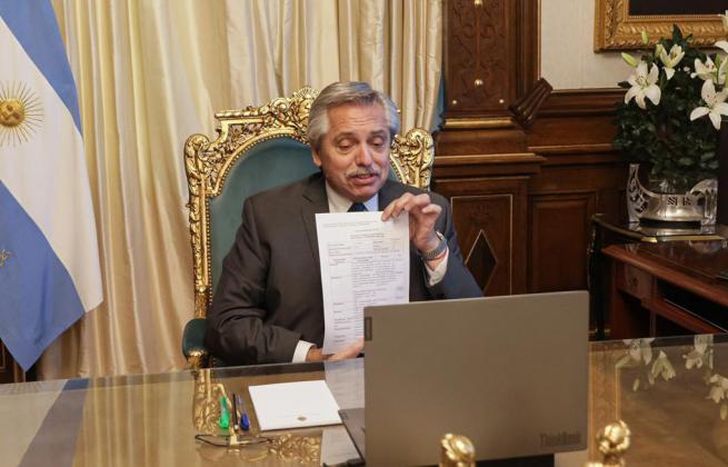 El Presidente, en videoconferencia, con el Figueiras.