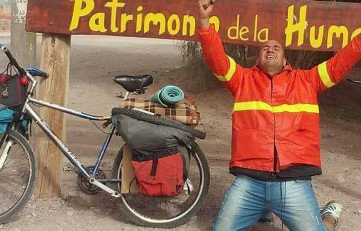 Leonardo saldrá a la ruta en bicicleta con la intención de llegar a Bolivia.