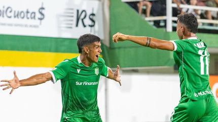 Tomás Nasif festejando su primer gol en Banfield. Tomás Nasif festejando su primer gol en Banfield.