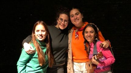 El equipo completo de la obra.