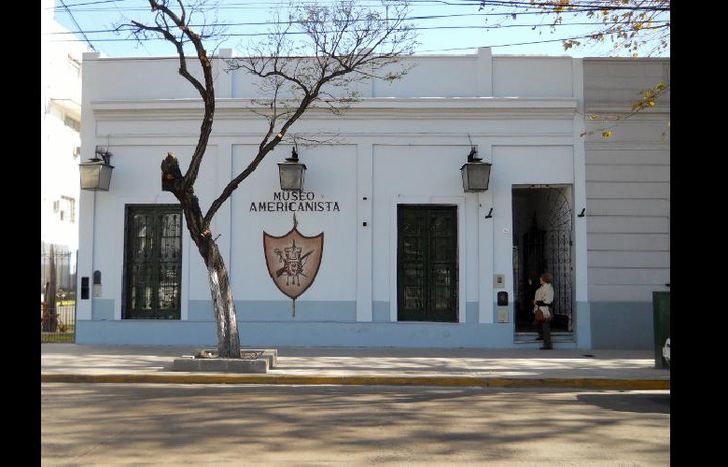 la reserva es en el acto.