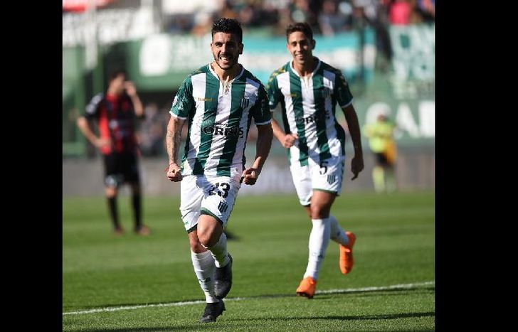 Esta temporada jugó cuatro en Peña y Arenales: ganó tres y le marcaron apenas un gol.
