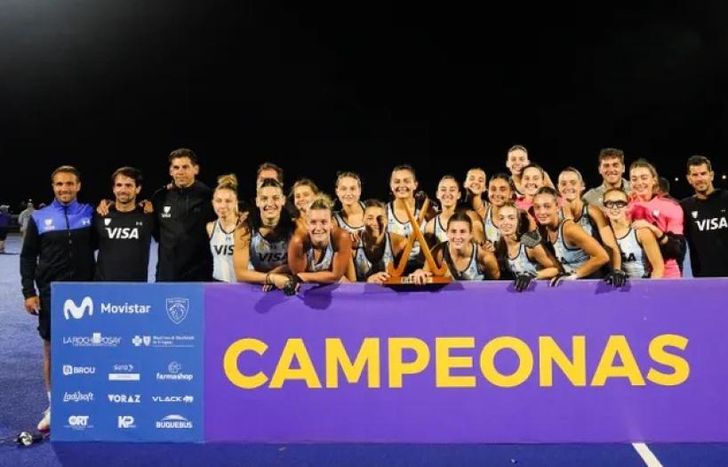 Las Leoncitas festejaron en Uruguay.