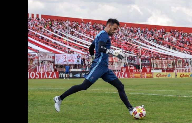 El arquero fue uno de los mejores en la caída ante el Milrayitas.