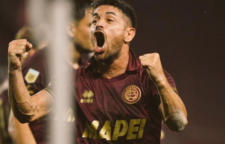Lautaro Acosta, cada vez más cerca de volver a jugar en Lanús.