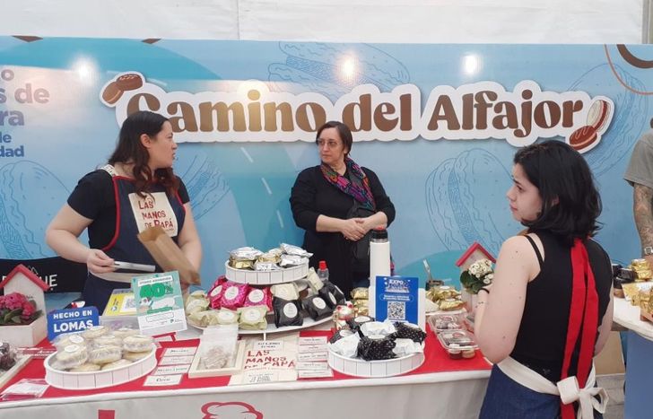 Los alfajoreros de Lomas tienen un sector especial en la Grigera.