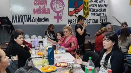 Todo listo en Claudio de Alas 2633, Budge para recibir a los vecinos que quieran anotarse.