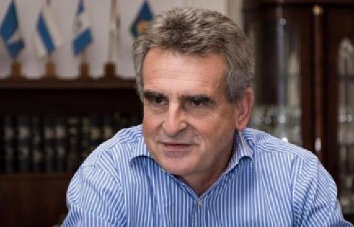 El ministro de Defensa explicó la decisión.