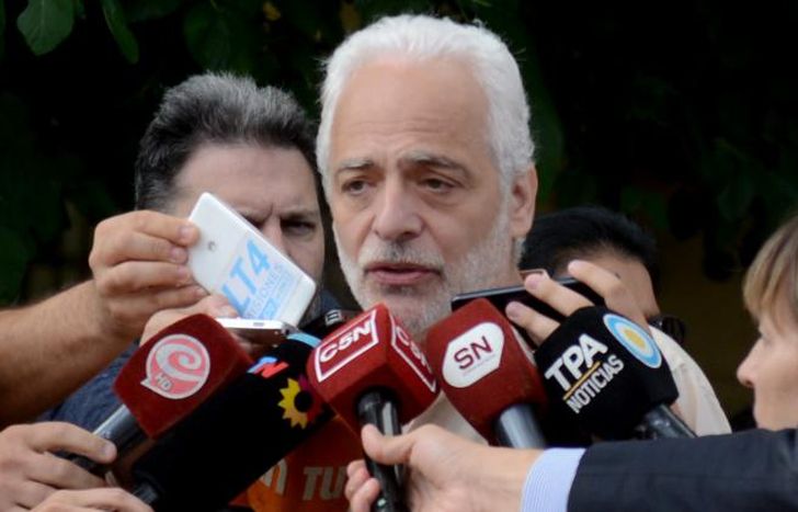 Marcelo Dallorso en la puerta del Hospital Gandulfo en 2019.