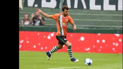 banfield espera por bertolo y kalinski