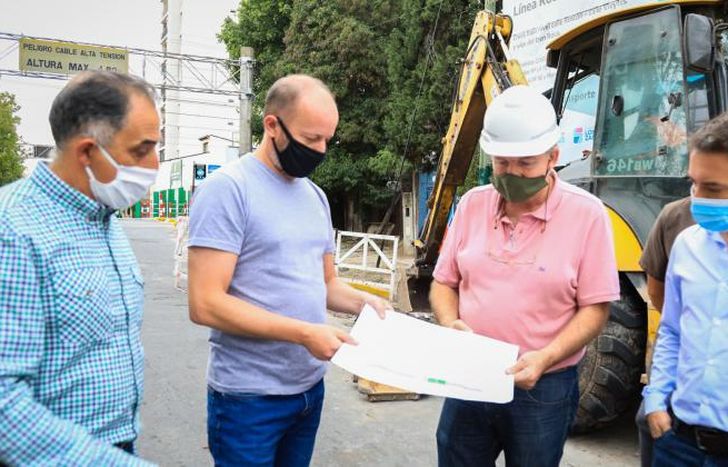 Insaurralde supervisó el inicio de los trabajos.