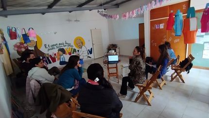 En Lomas hay grupos de acompañamiento para las familias con ganas de adoptar. En Lomas hay grupos de acompañamiento para las familias con ganas de adoptar.