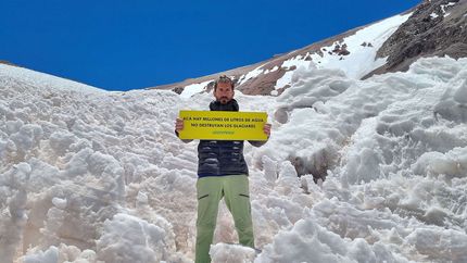 Según un estudio de Greenpeace, ocho de cada 10 argentinos están en contra de la reforma a la Ley de Glaciares. Según un estudio de Greenpeace, ocho de cada 10 argentinos están en contra de la reforma a la Ley de Glaciares.