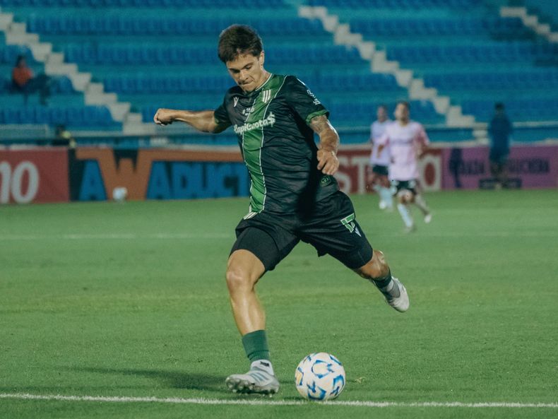 Marcó dos goles ante Real Pilar por Copa Argentina.