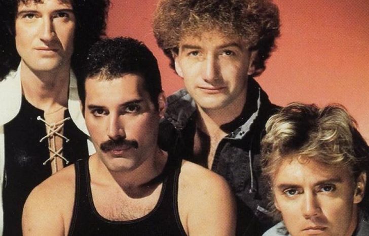 Furor por un tema inédito de la banda.