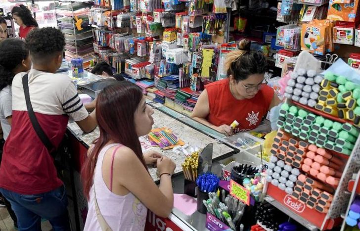 Se destacaron los rechazos en las compras con tarjetas de crédito por falta de límite.