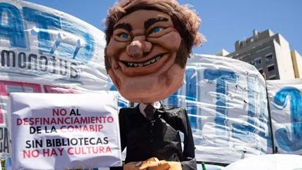 preparan una protesta y repudio a la visita de milei a lomas