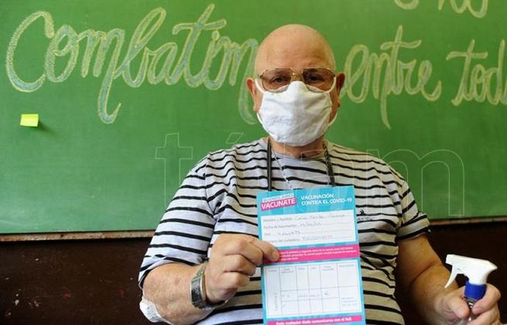 Los mayores de 60, con esquema completo de vacunación.