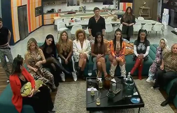 Hay cinco jugadores en placa en Gran Hermano.