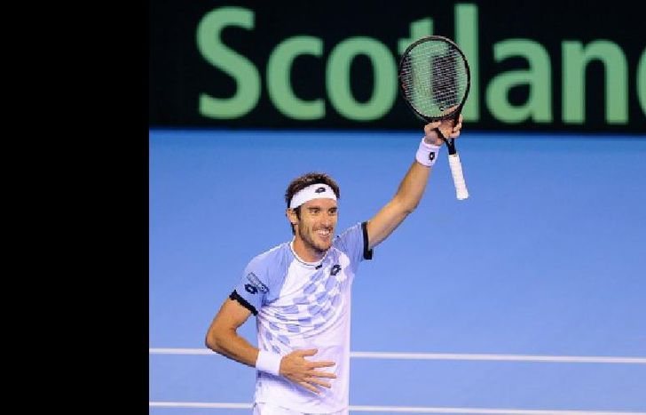 El yacaré Mayer se vistió de héroe y Argentina es finalista de la Davis