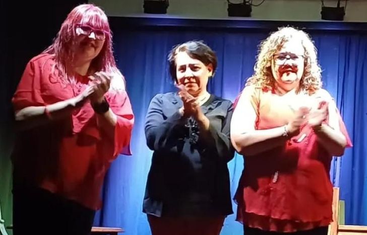 Un espectáculo infantil con temática de mar y con un mensaje sobre el cuidado del planeta.