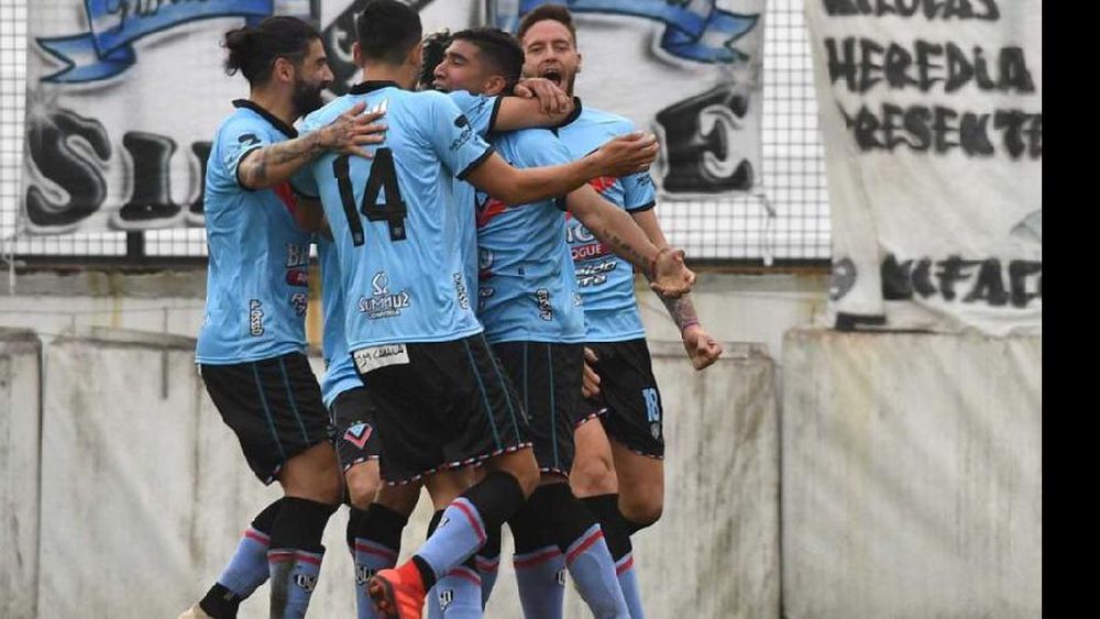 La falta de gol, un tema que precopa en el Brown de Adrogué