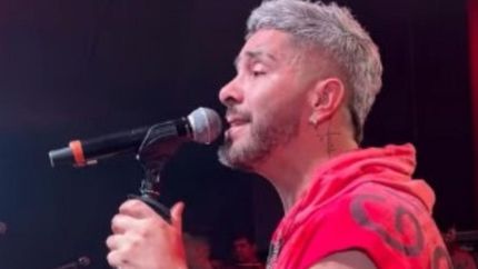 El cantante de Dale Q Va sufrió un accidente.